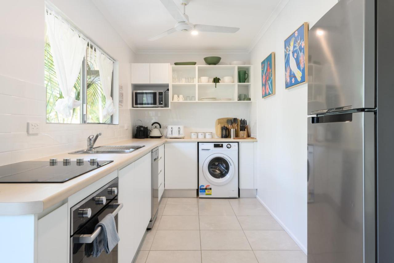 Lychee Tree Holiday Apartments Port Douglas Bagian luar foto