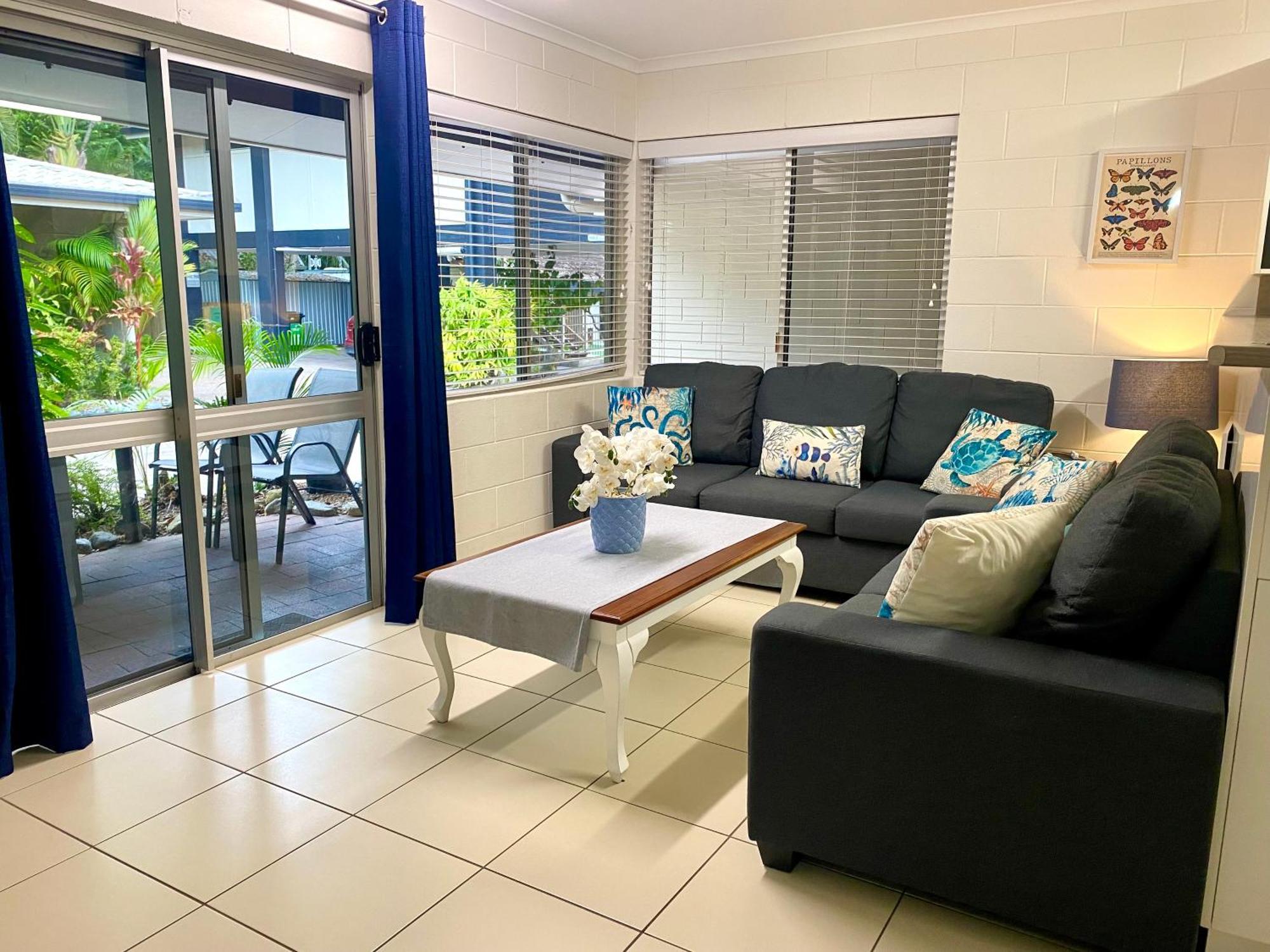 Lychee Tree Holiday Apartments Port Douglas Bagian luar foto